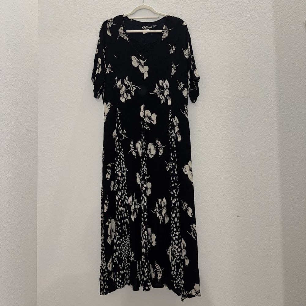 Olivia Women XL Long Maxi Dress Black Floral Fit&Flare Short Sleeve Whimsigoth
